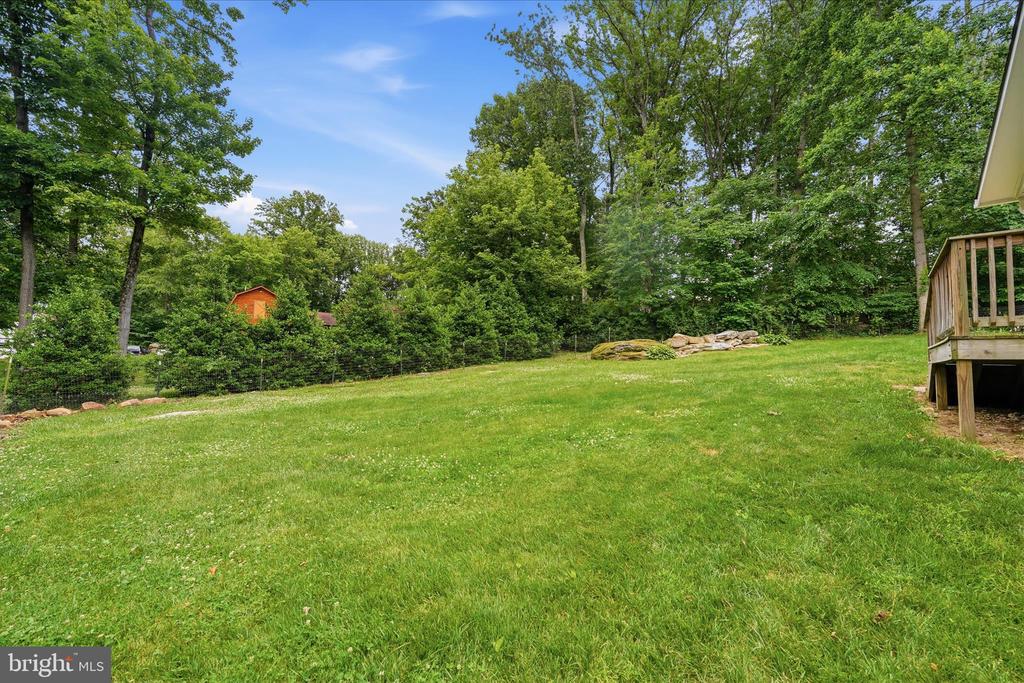 6033 BOYERS MILL ROAD