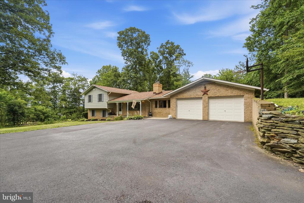 6033 BOYERS MILL ROAD