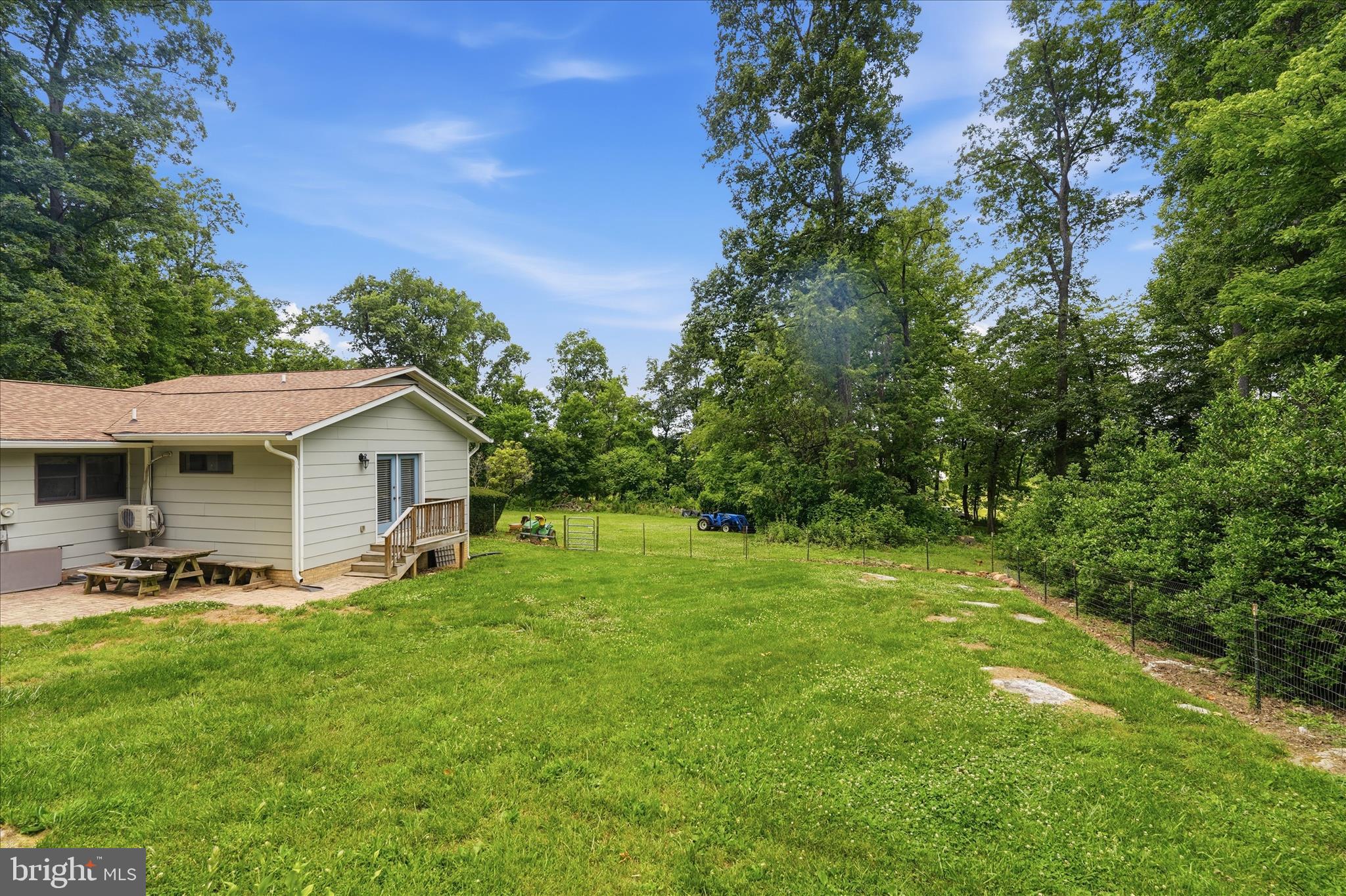 6033 BOYERS MILL ROAD