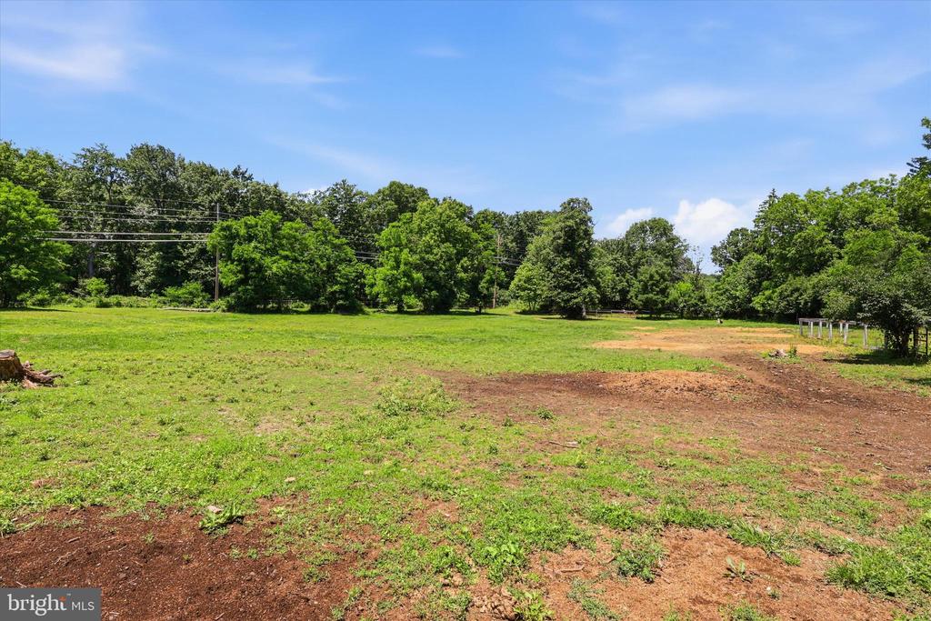 8606 YELLOW SPRINGS ROAD