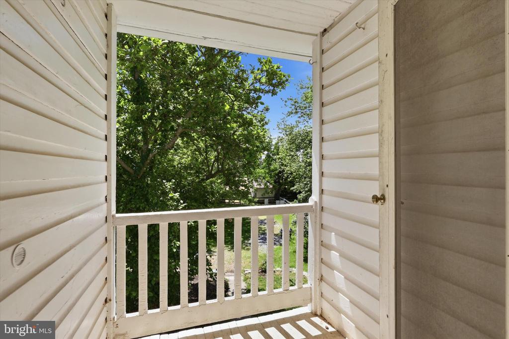 8606 YELLOW SPRINGS ROAD