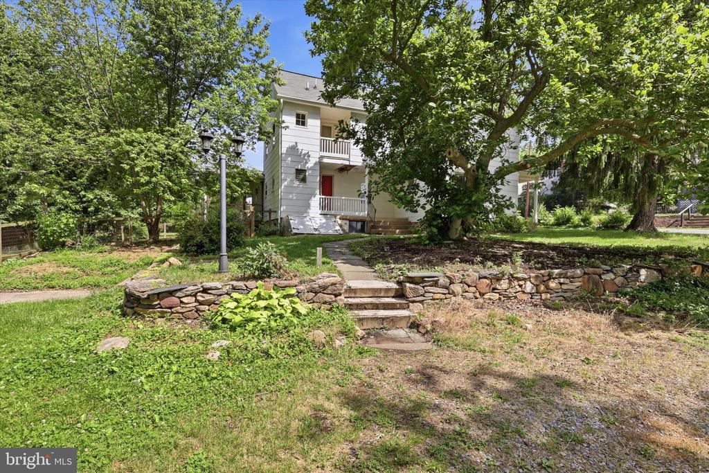 8606 YELLOW SPRINGS ROAD