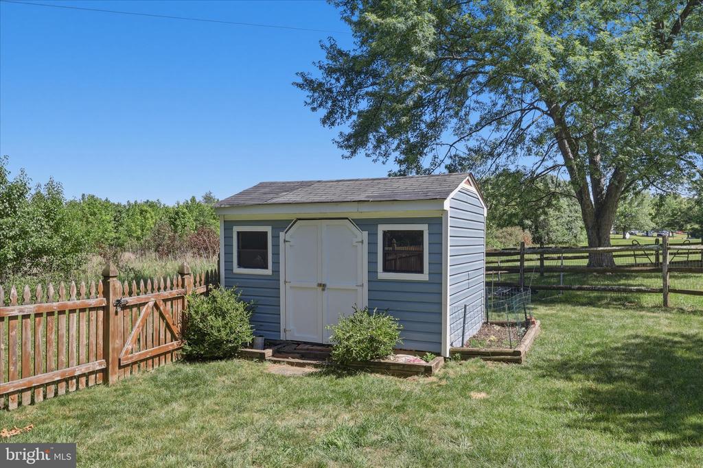 5024 MALLARD LANE