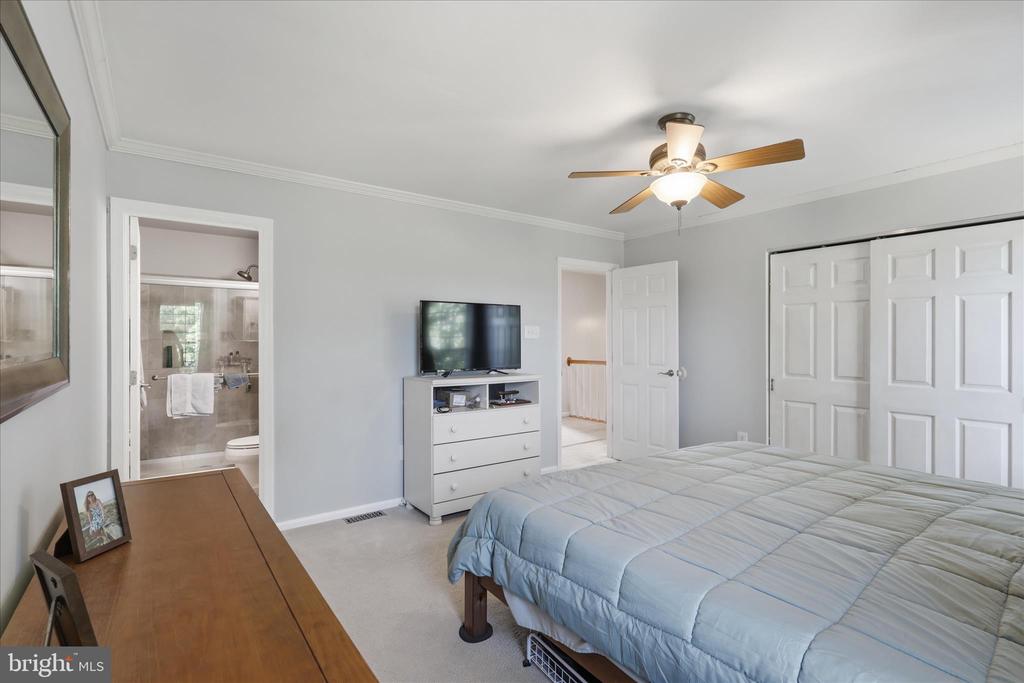 5024 MALLARD LANE