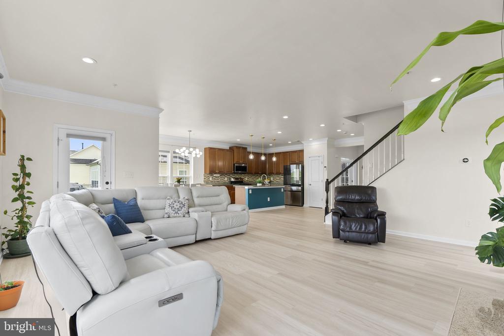 310 MACKINTOSH ROAD