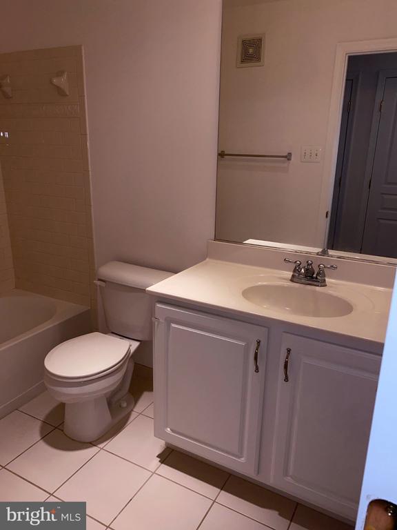 1808 MONOCACY VIEW CIRCLE A 42A