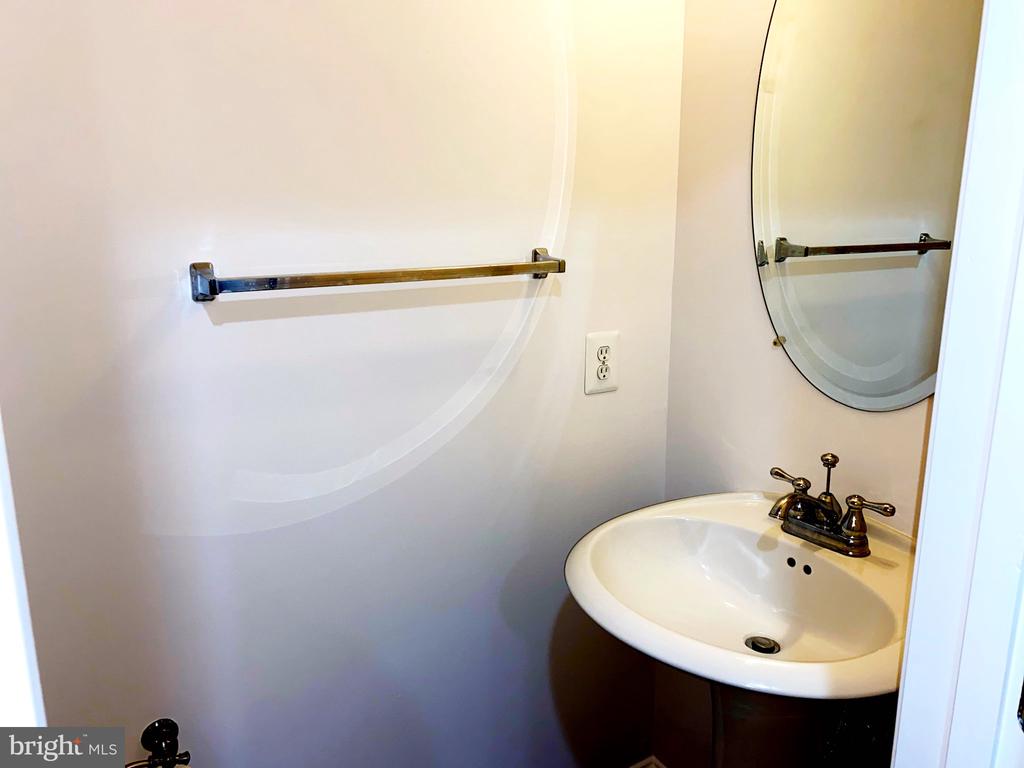 1808 MONOCACY VIEW CIRCLE A 42A
