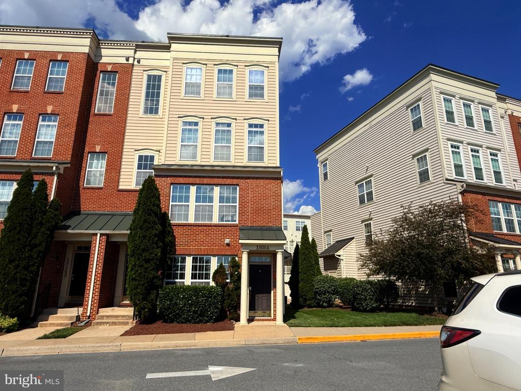 1808 MONOCACY VIEW CIRCLE A 42A
