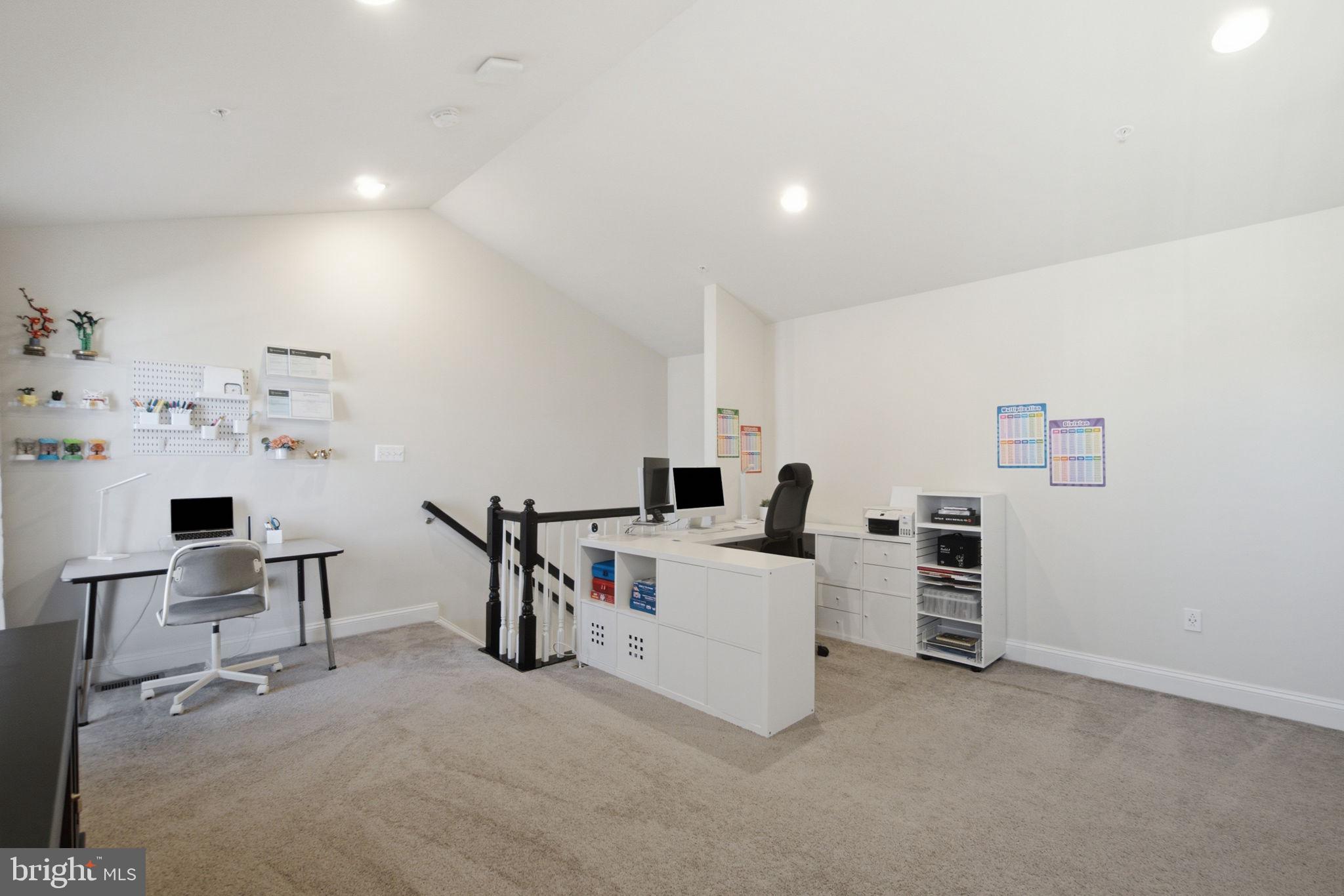 5066 JUDICIAL WAY