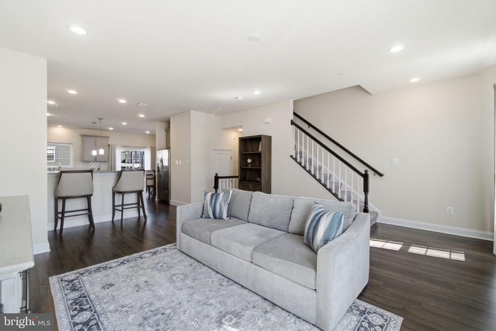 5066 JUDICIAL WAY