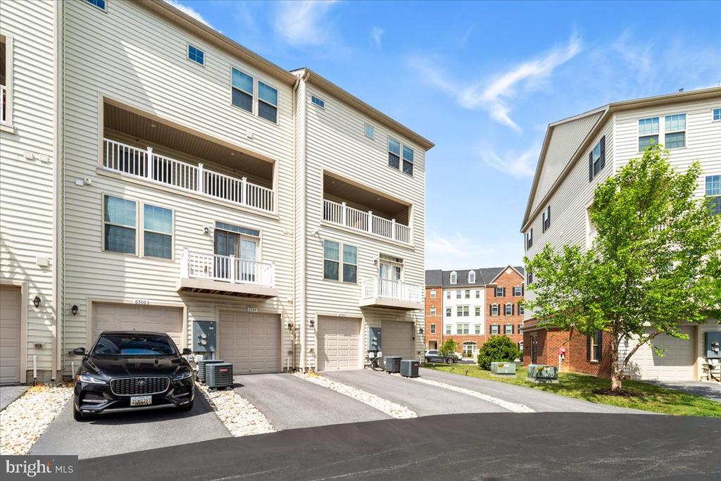 6500 WALCOTT LANE