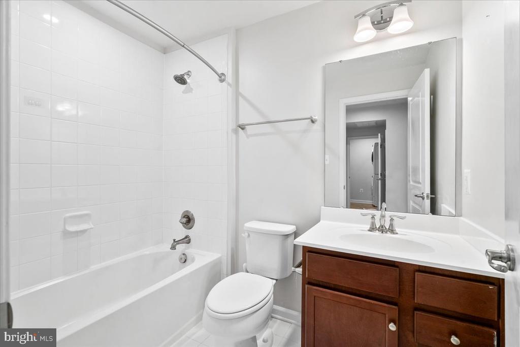6500 WALCOTT LANE