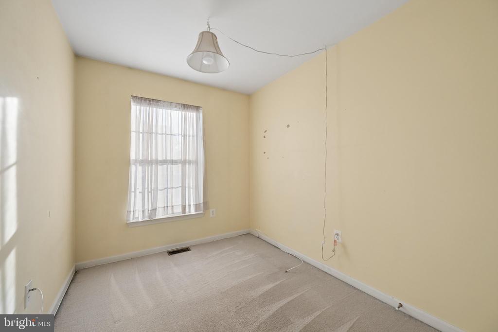 5302 TALLADEGA COURT C 207
