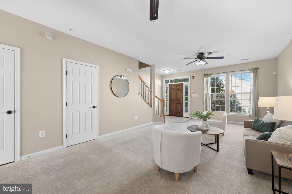 5302 TALLADEGA COURT C 207