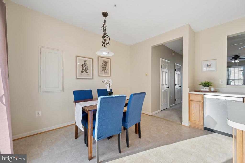 5302 TALLADEGA COURT C 207