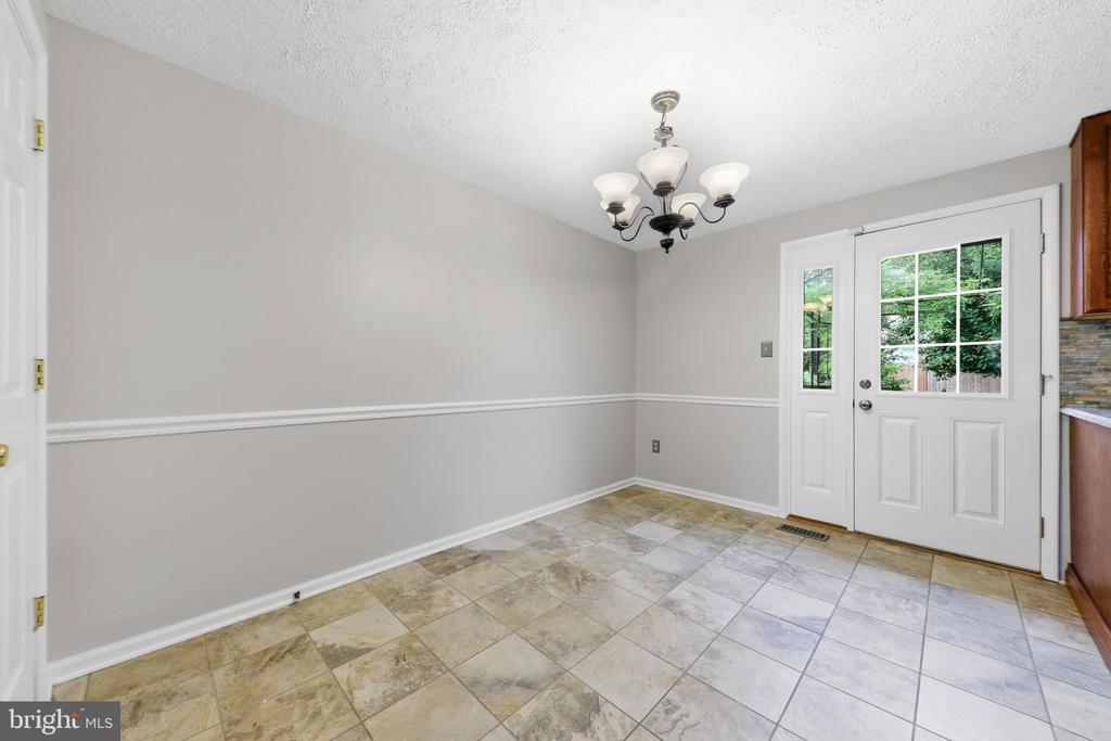 1709 SPRINGHOUSE COURT