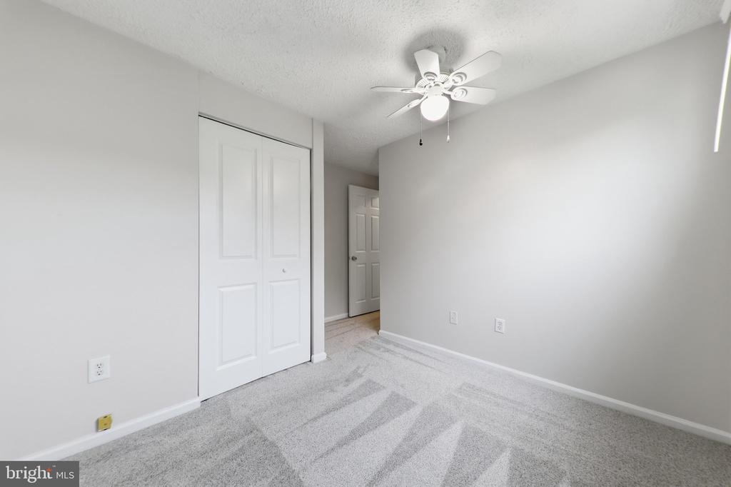 1709 SPRINGHOUSE COURT
