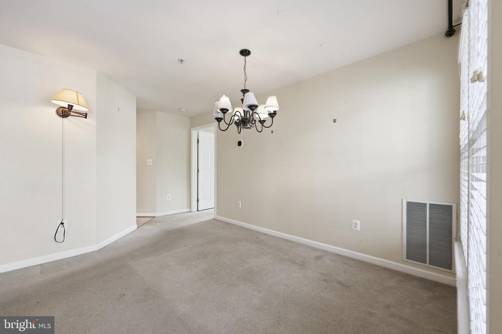 502 LEAHY COURT Unit: 2F