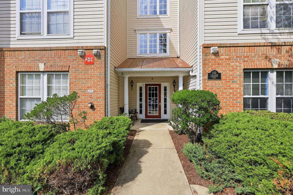 502 LEAHY COURT Unit: 2F