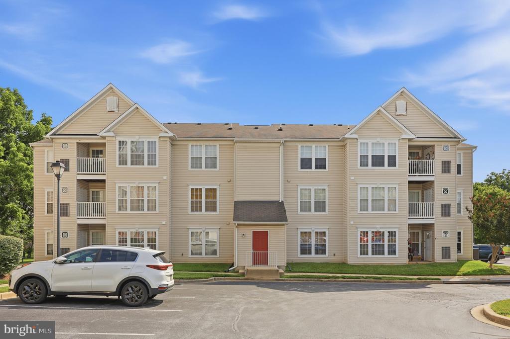 502 LEAHY COURT Unit: 2F