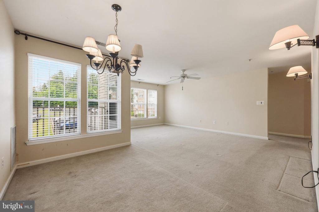 502 LEAHY COURT Unit: 2F