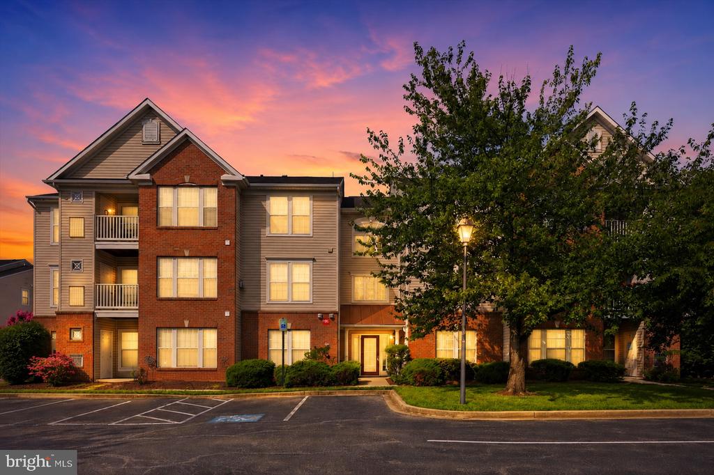 502 LEAHY COURT Unit: 2F