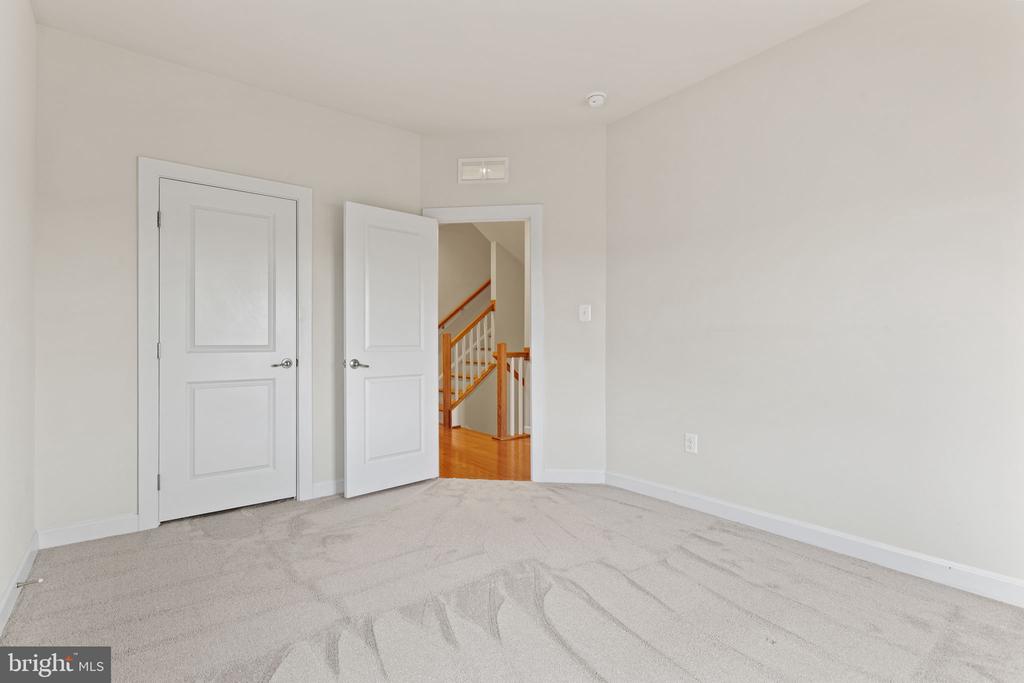 9152 KENWAY LANE