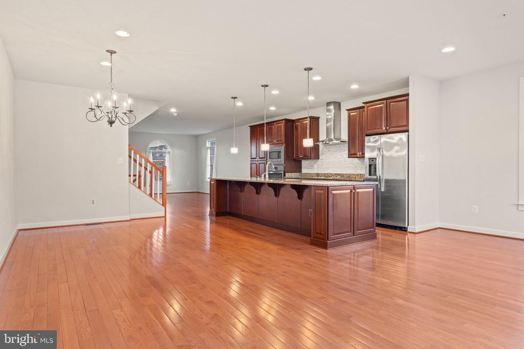 9152 KENWAY LANE