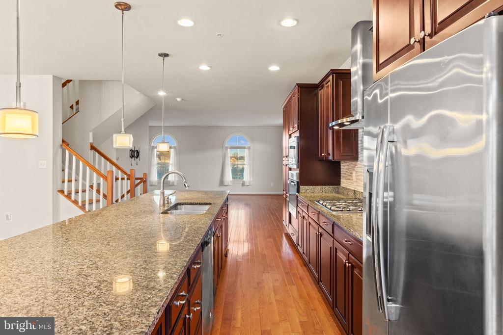 9152 KENWAY LANE