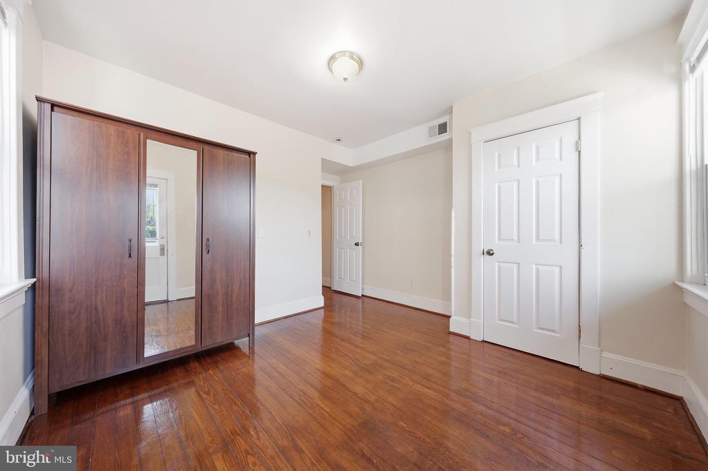 334 PARK AVENUE