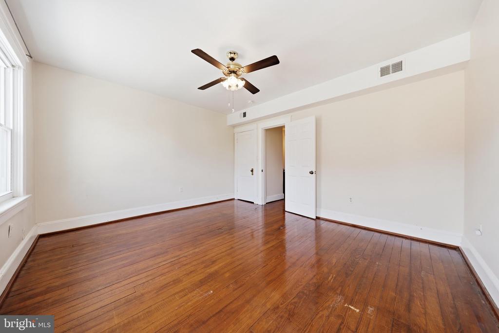 334 PARK AVENUE