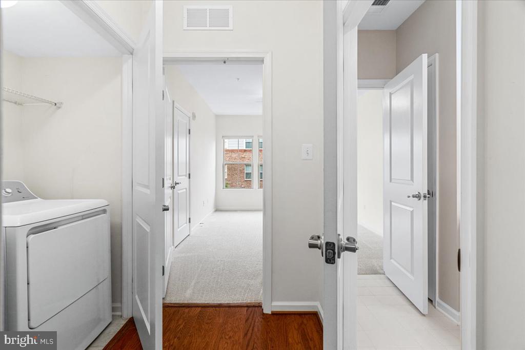 6511 WALCOTT LANE Unit: 202