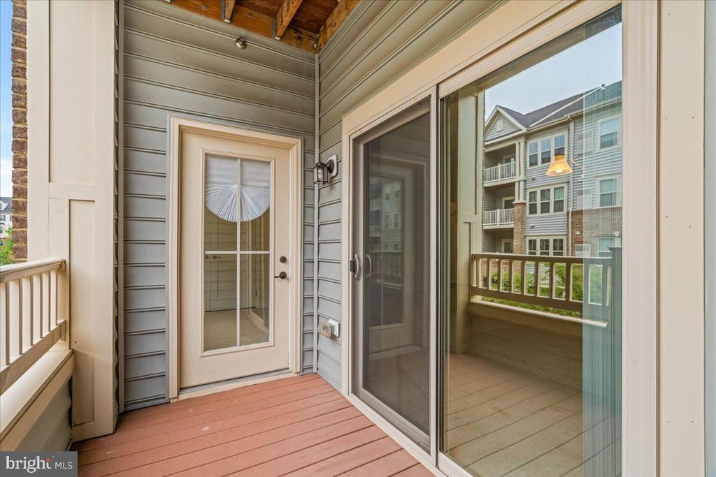 6511 WALCOTT LANE Unit: 202