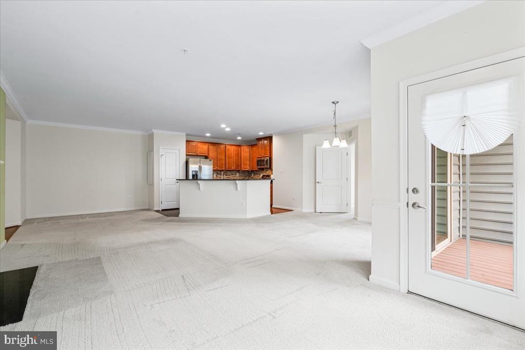 6511 WALCOTT LANE Unit: 202