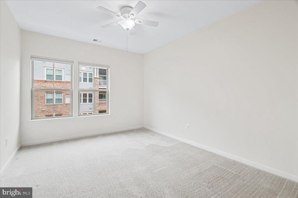 6511 WALCOTT LANE Unit: 202