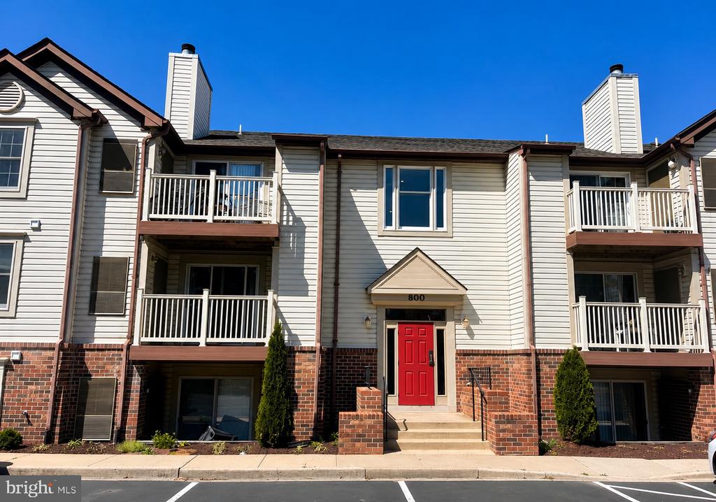 800 STRATFORD WAY Unit: E