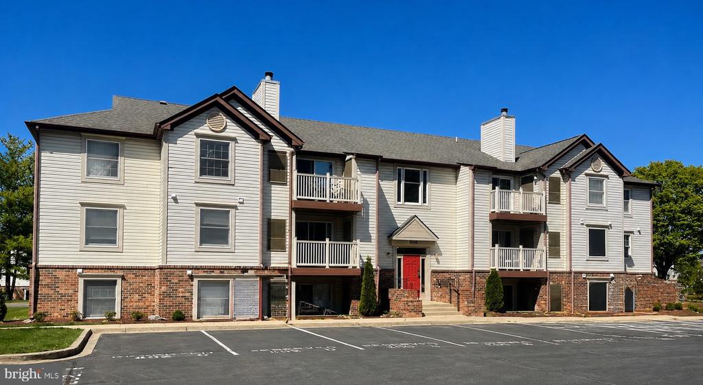 800 STRATFORD WAY Unit: E