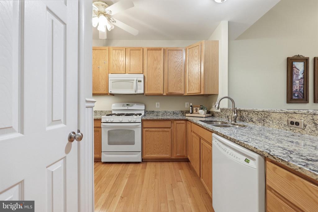 10619 NATHANIEL WAY Unit: 20