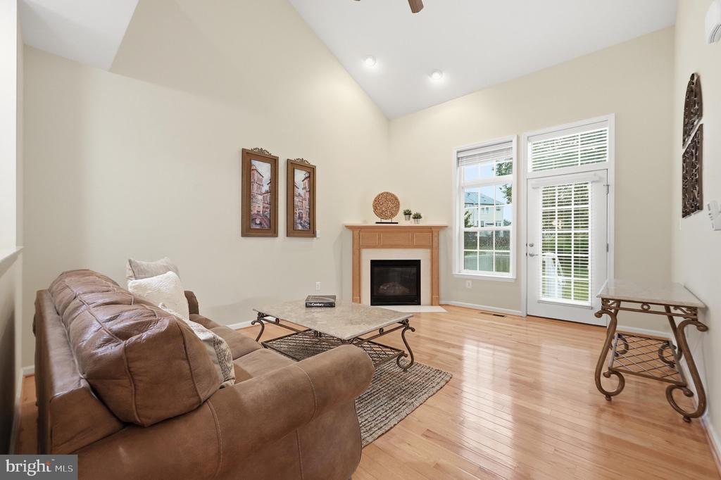 10619 NATHANIEL WAY Unit: 20