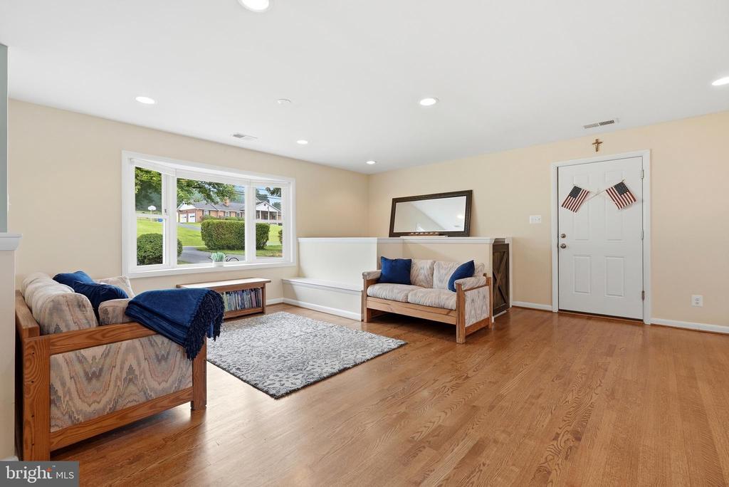 10325 OLD ANNAPOLIS ROAD