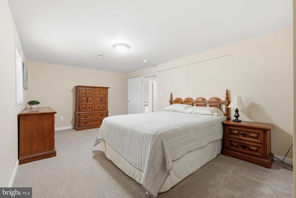 10325 OLD ANNAPOLIS ROAD