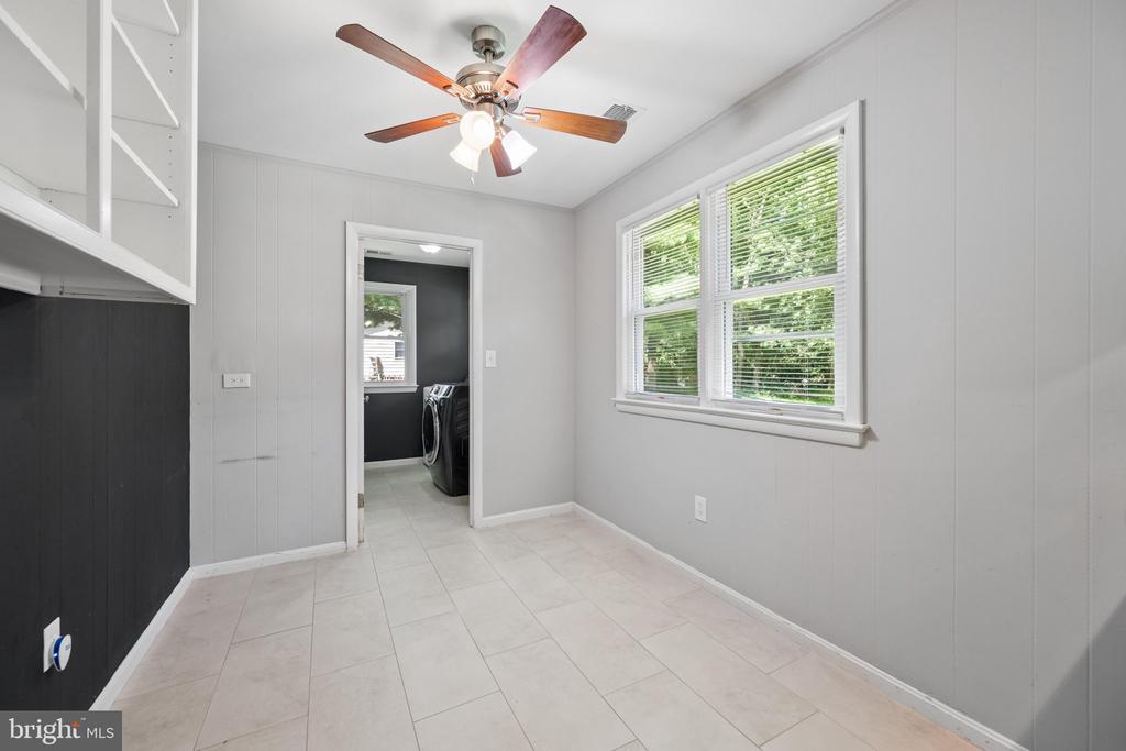 4946 TALL OAKS DRIVE