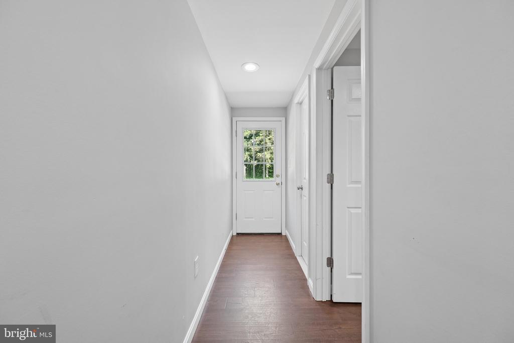 4946 TALL OAKS DRIVE
