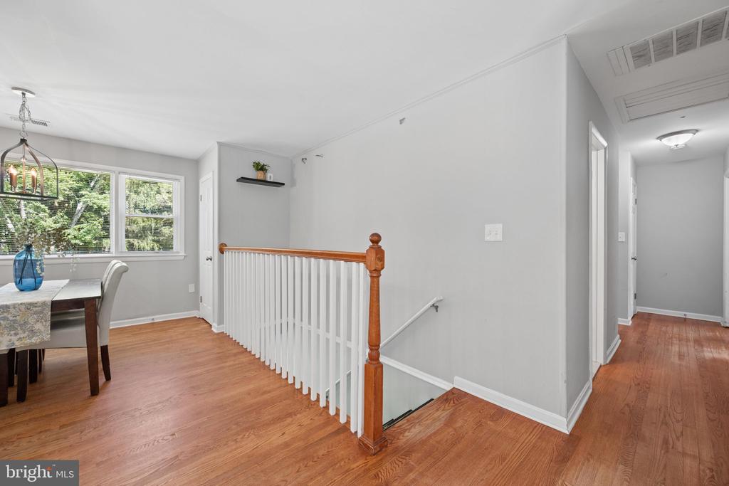 4946 TALL OAKS DRIVE