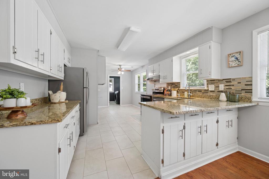 4946 TALL OAKS DRIVE