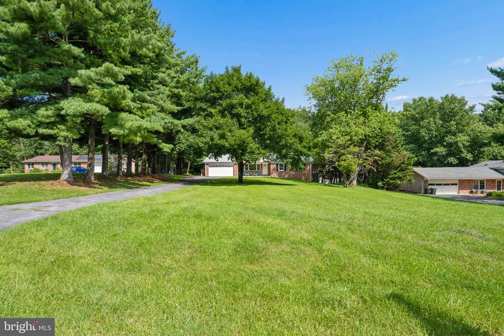4946 TALL OAKS DRIVE