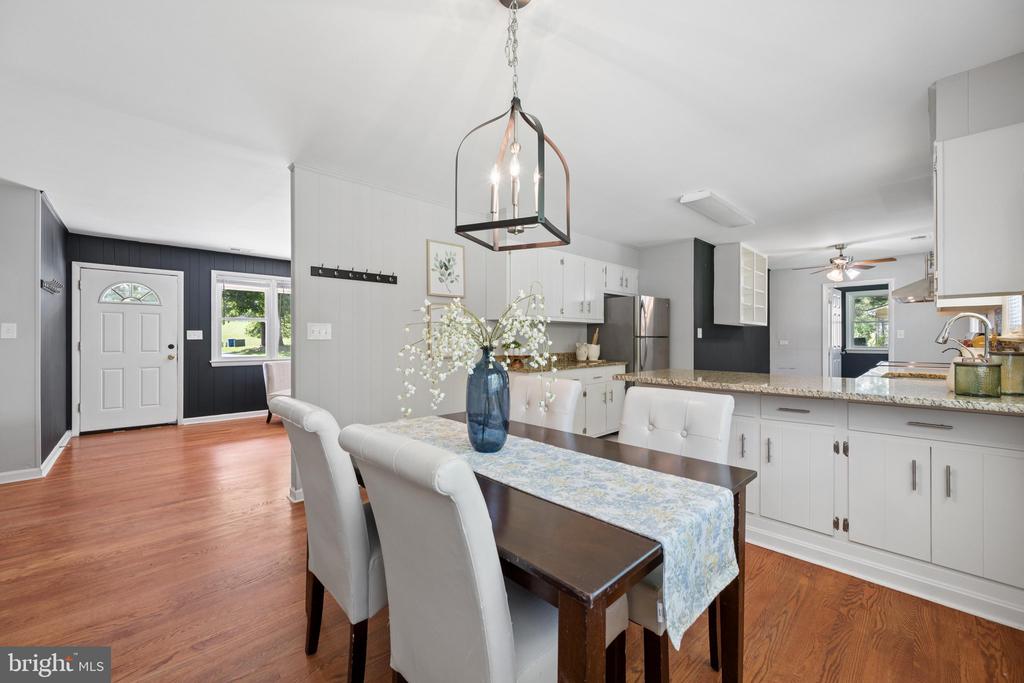4946 TALL OAKS DRIVE