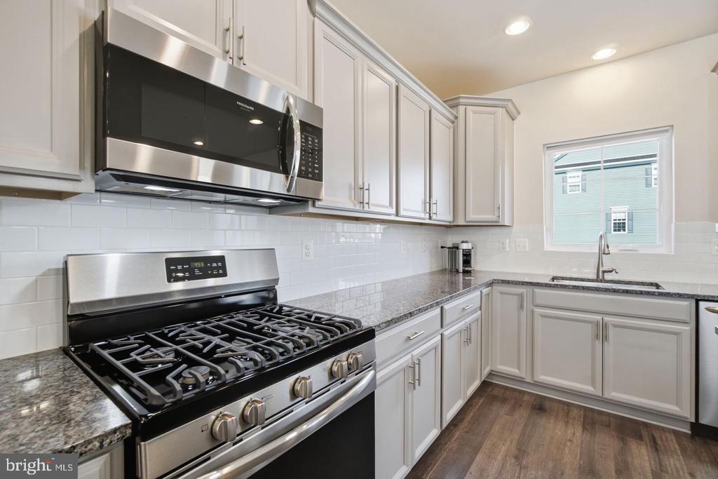 5066 JUDICIAL WAY
