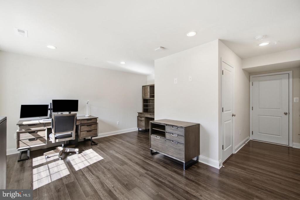 5066 JUDICIAL WAY