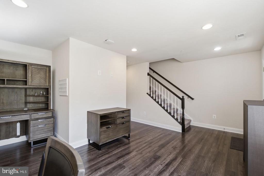 5066 JUDICIAL WAY